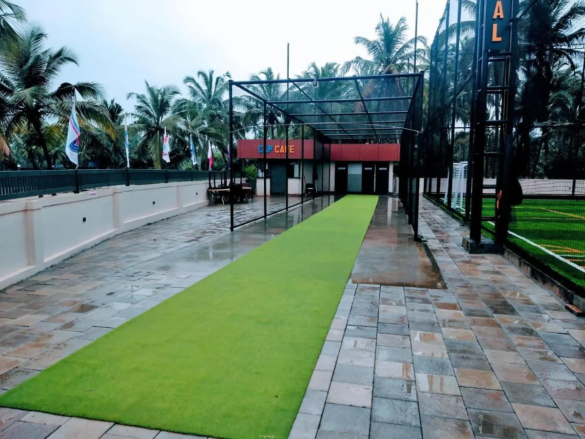 Cap Sports Center Hotell Nīleshwar