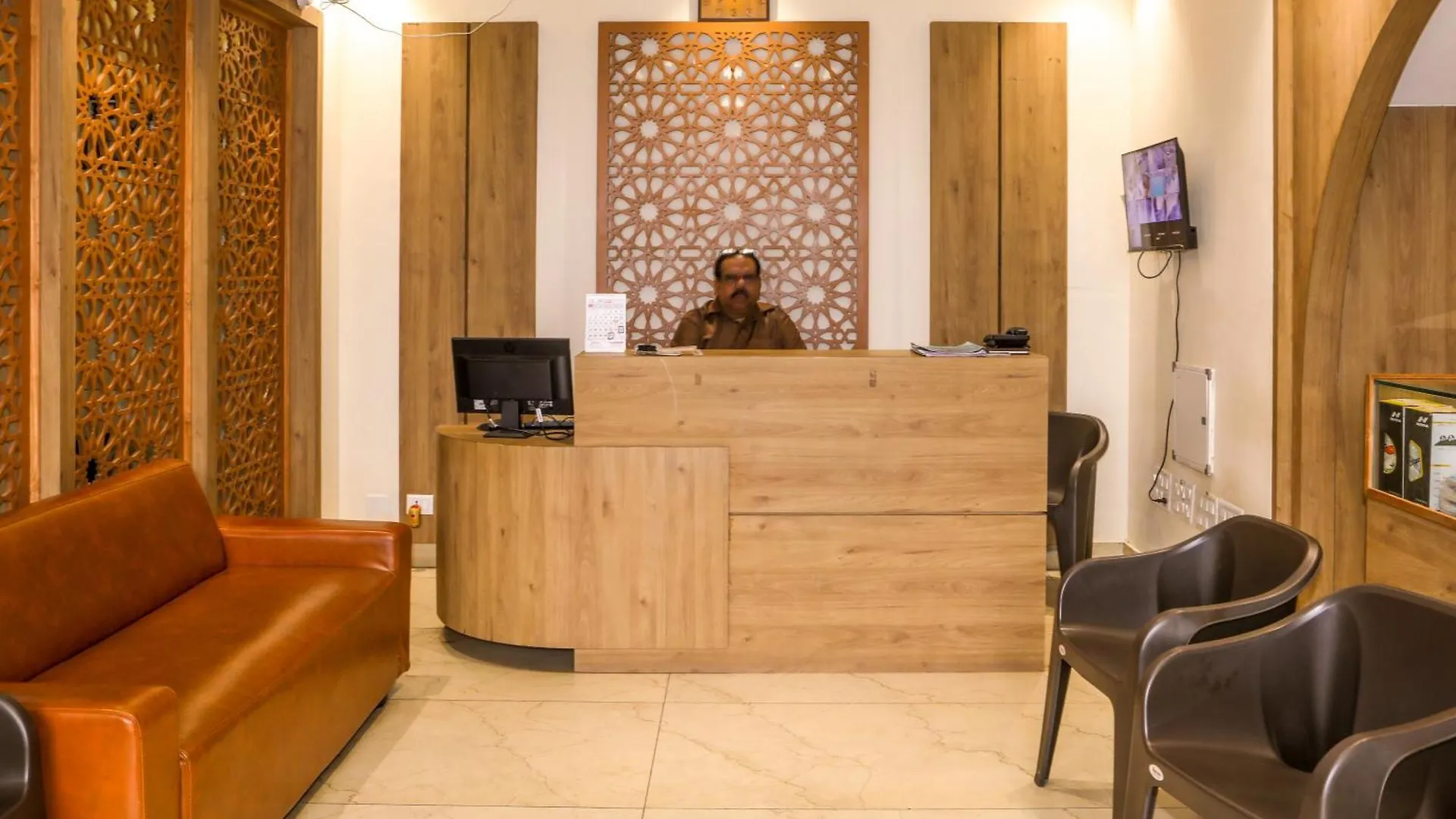 Cap Sports Center Hotell Nīleshwar